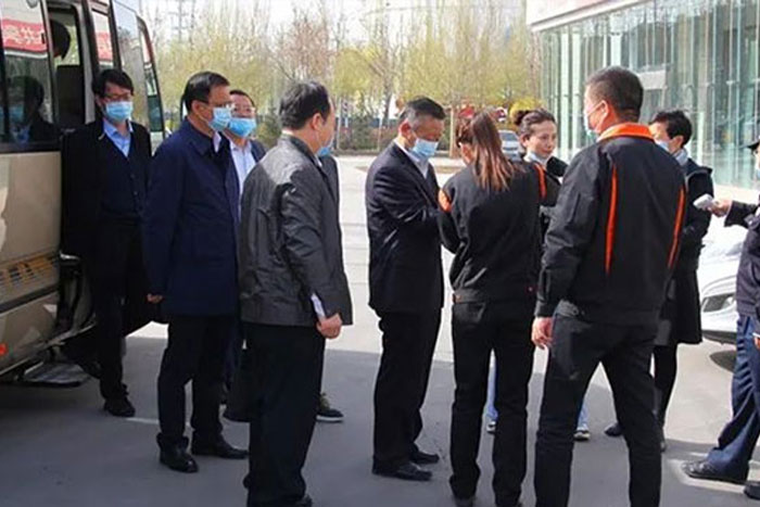 自治區政協副主席王紫云一行考察調研PA集團中國機器人