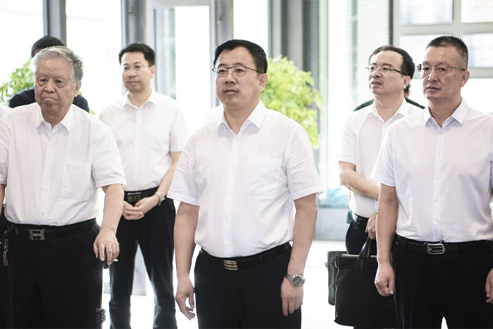 大事記 | 自治區黨委常委、銀川市委書記趙旭輝調研PA集團中國機器人裝備智能化研發生產情況